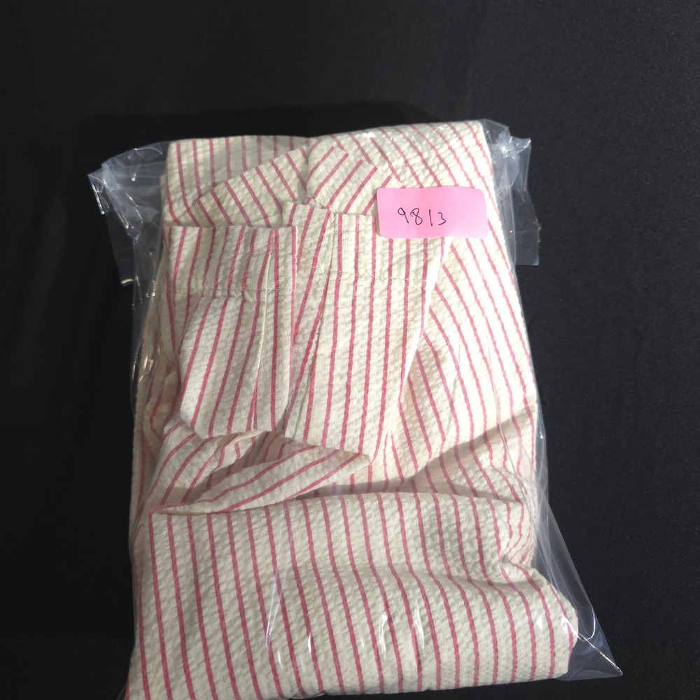 Bills Khakis Parker Shorts Mens 42 Red Striped Seersucker Standard Fit USA Chino - Picture 12 of 12